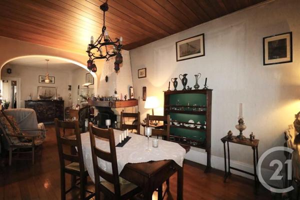 Maison à vendre  14 pièces - 225 m2 COULOMMIERS - 77