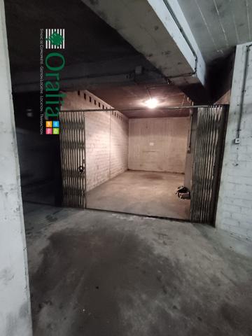 Parking · Location Paris (75016) 15m²