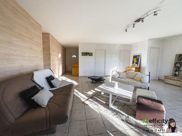 Maison 6 pièces - 162 m² Exclusivité efficity