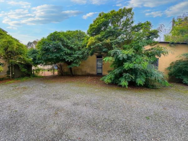 Maison à vendre 5 pièces (49) avec de nombreuses dépendances habitables