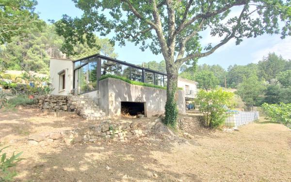 Maison à vendre    5 pièces • 185 m2 Chassiers