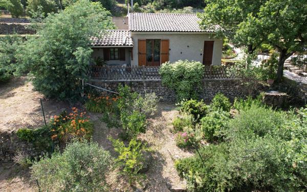 Maison à vendre    5 pièces • 185 m2 Chassiers