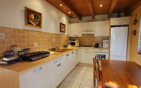 Maison à vendre    5 pièces • 185 m2 Chassiers