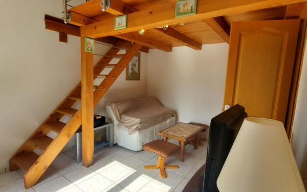 Maison à vendre    5 pièces • 185 m2 Chassiers