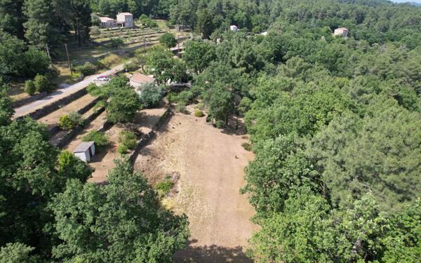 Maison à vendre    5 pièces • 185 m2 Chassiers