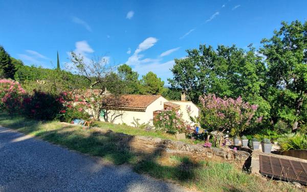 Maison à vendre    5 pièces • 185 m2 Chassiers