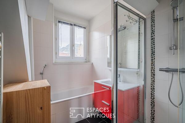 Appartement proche Victor Hugo en dernier étage