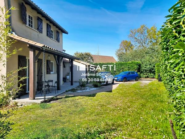 Taillan-Médoc / Maison de 203 m² / T9