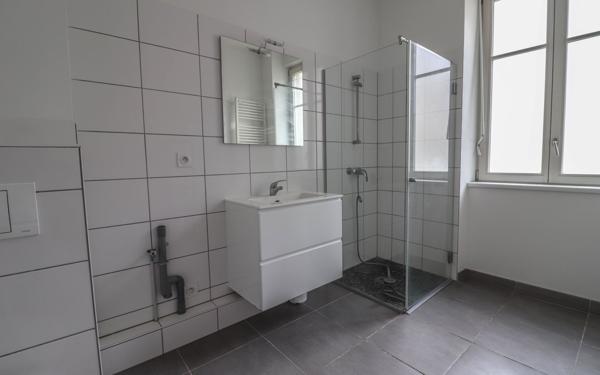 Appartement à vendre    2 pièces • 54 m2 Colmar