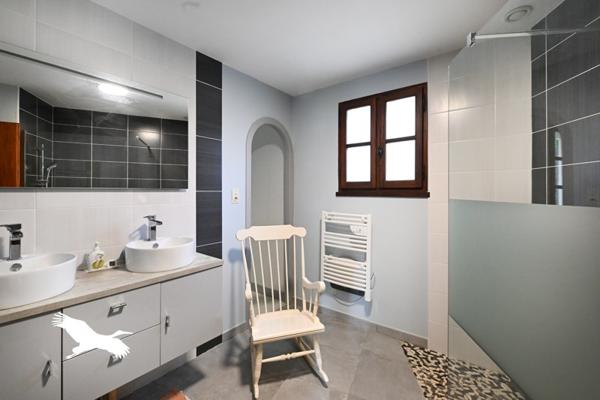 Maison 245 000 € Puymoyen 5 p 141 m² DPE D