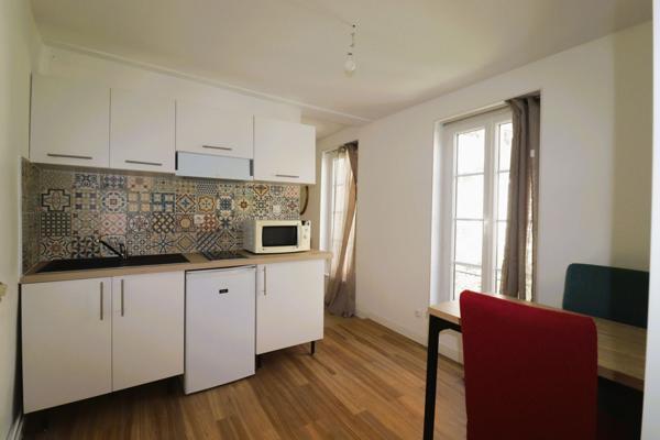 Location Appartement24 m² - 1 Pièce - ORLEANS (45000)