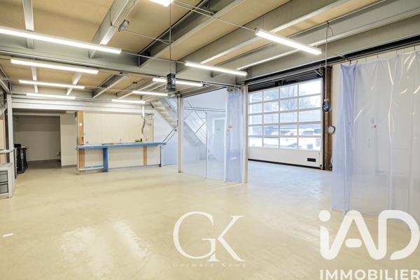 Murs commerciaux  à vendre 275 m² Rochetoirin