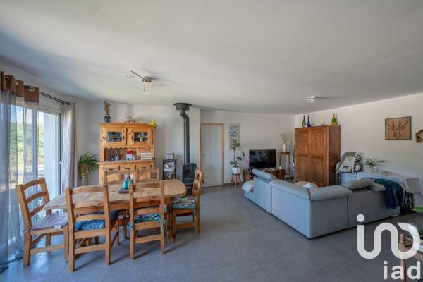 House for sale 4 rooms 94 m² Baix