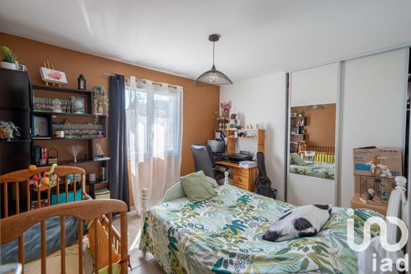 House for sale 4 rooms 94 m² Baix