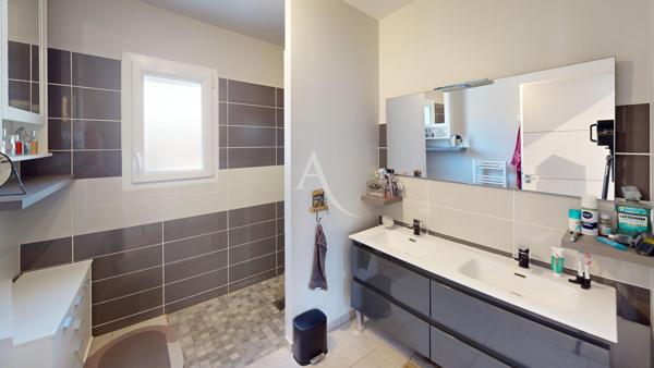 RARE À BRETIGNOLLES-SUR-MER À 2 PAS DE LA PLAGE !