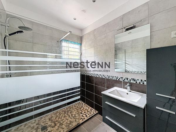 A VENDRE VILLA F4 AVEC PISCINE ET VUE MER A BEBEL SAINTE-ROSE