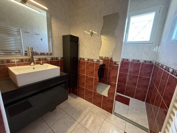 Maison à louer 1 062 € CC St-Paul-lès-Dax 3 p 87 m² DPE C