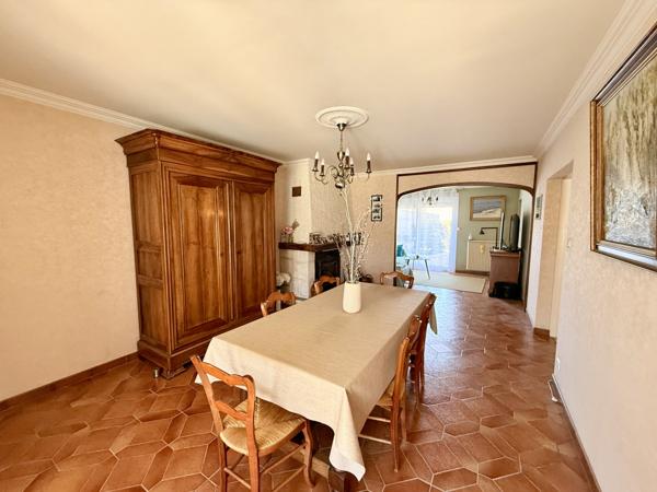 Maison  6 pièce(s)  4 chambre(s)  115.56 m²
