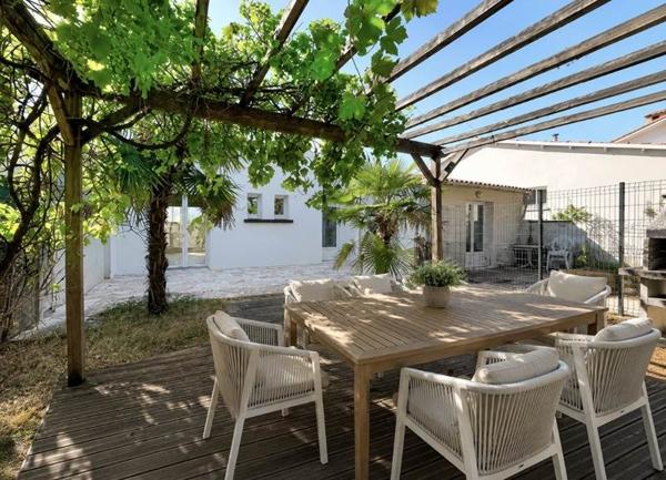 Maison 343 200 € Périgny 4 p 75,7 m² DPE C
