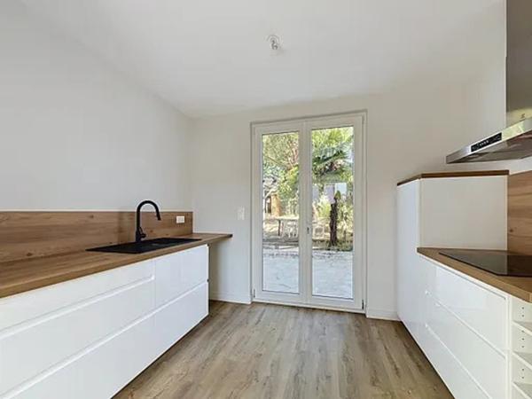 Maison 343 200 € Périgny 4 p 75,7 m² DPE C
