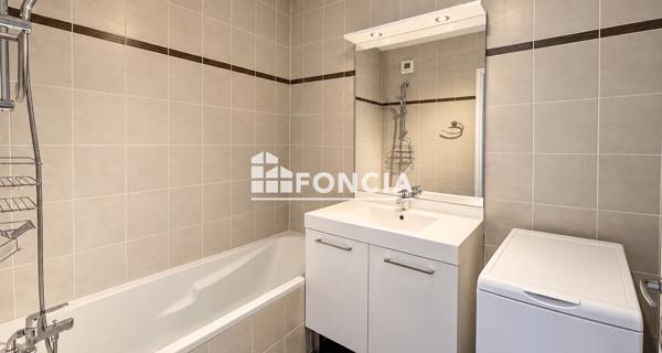 À vendre Appartement 2 pièces 48 m² - Faverges-seythenex 74210