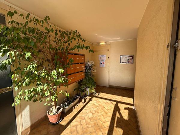 Appartement Vernouillet 4 pièce(s) 62 m2 165 000 € ** - Référence 1098