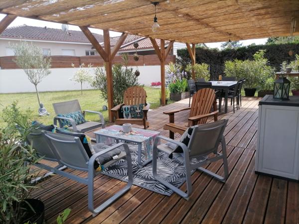 Maison à vendre quartier Manot Saint Pierre Du Mont 4 chambres de plain-pied garage jardin