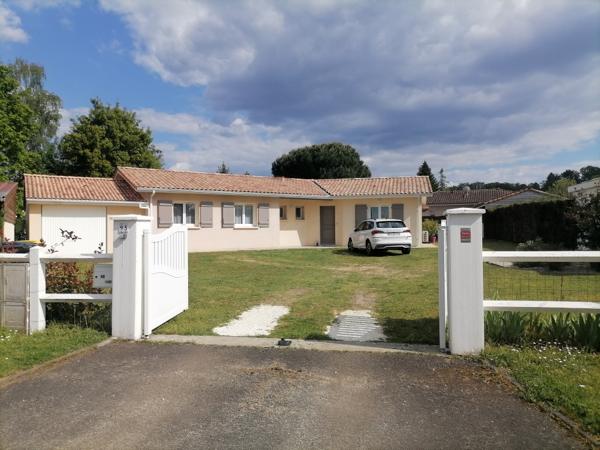 Maison à vendre quartier Manot Saint Pierre Du Mont 4 chambres de plain-pied garage jardin