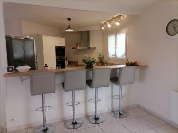 Maison à vendre quartier Manot Saint Pierre Du Mont 4 chambres de plain-pied garage jardin