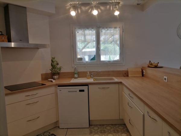 Maison à vendre quartier Manot Saint Pierre Du Mont 4 chambres de plain-pied garage jardin