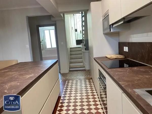 Maison à louer 4 pièces 86m² Talence (33400)