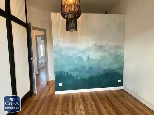 Maison à louer 4 pièces 86m² Talence (33400)