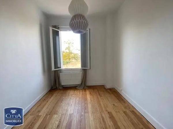 Maison à louer 4 pièces 86m² Talence (33400)