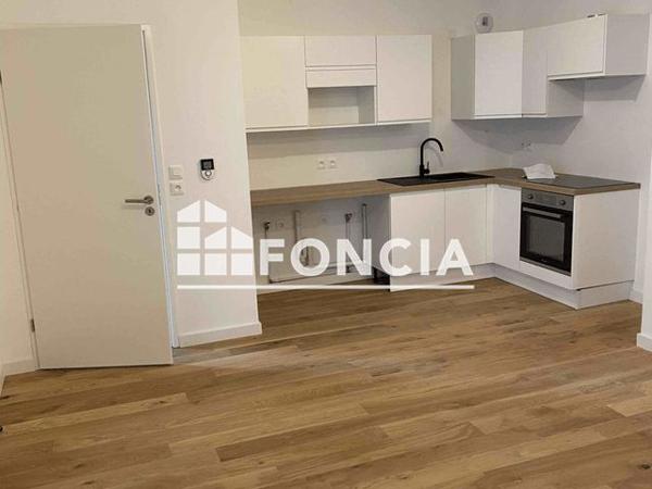 Location Appartement 2 pièces 40.9 m² - 907 & 914 RUE DE LONDRES Lens 62300