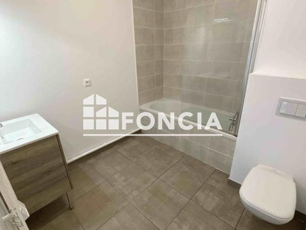 Location Appartement 2 pièces 40.9 m² - 907 & 914 RUE DE LONDRES Lens 62300