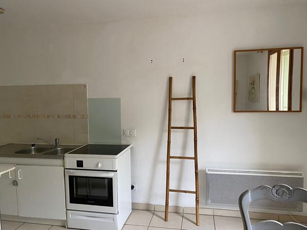 Appartement meublé en Triplex - 4 pièce(s) 69.72 m2 - BEDARIEUX