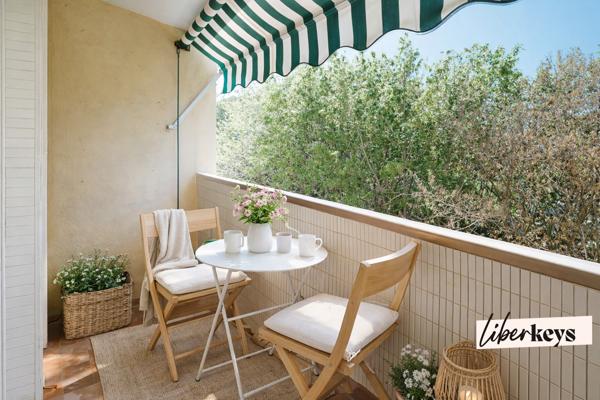 Grand T4 baigné de lumière – Traversant Est-Ouest, balcon et parc arboré de 2 000 m²