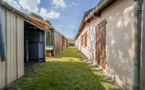 Maison à vendre    7 pièces •  Lit-et-Mixe