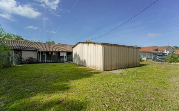 Maison à vendre    7 pièces •  Lit-et-Mixe