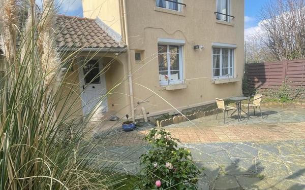 Maison à vendre    5 pièces •  Créteil