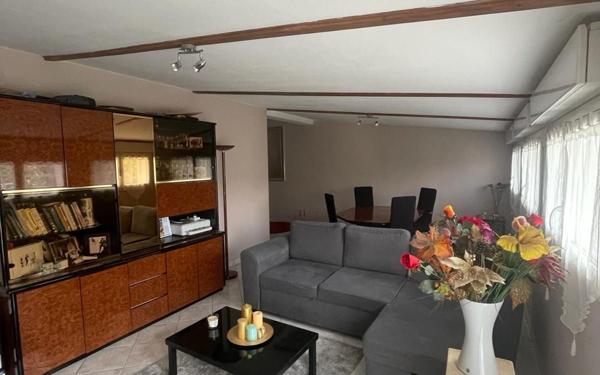 Maison à vendre    5 pièces •  Créteil