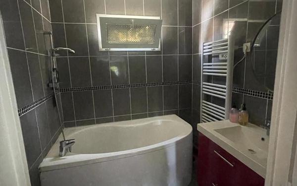 Maison à vendre    5 pièces •  Créteil