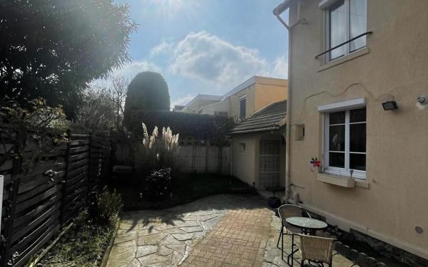 Maison à vendre    5 pièces •  Créteil