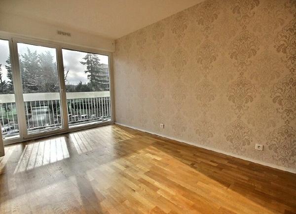 Appartement à vendre    5 pièces • 99,71 m2 Élancourt
