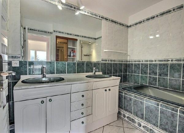 Appartement à vendre    5 pièces • 99,71 m2 Élancourt