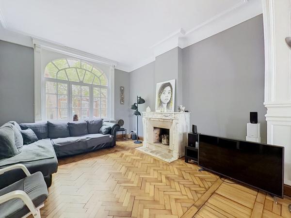 Maison Bourgeoise 286 m² hab proximité Tramway Le sart