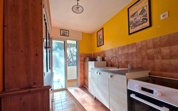 Appartement à vendre    2 pièces • 41,31 m2 Sanary-sur-Mer