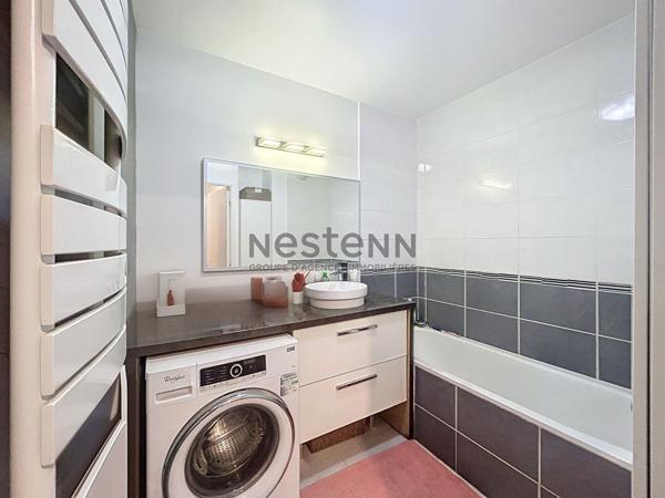 Appartement T3 de 60.8m2 avec DOUBLE BOX fermé, grande terrasse proche de la Valentine
