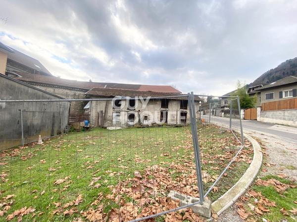 Tènement immobilier à vendre à CRETS EN BELLEDONNE -