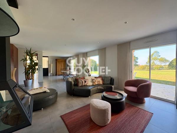 Maison familiale 4 chambres + bureau - Bourg